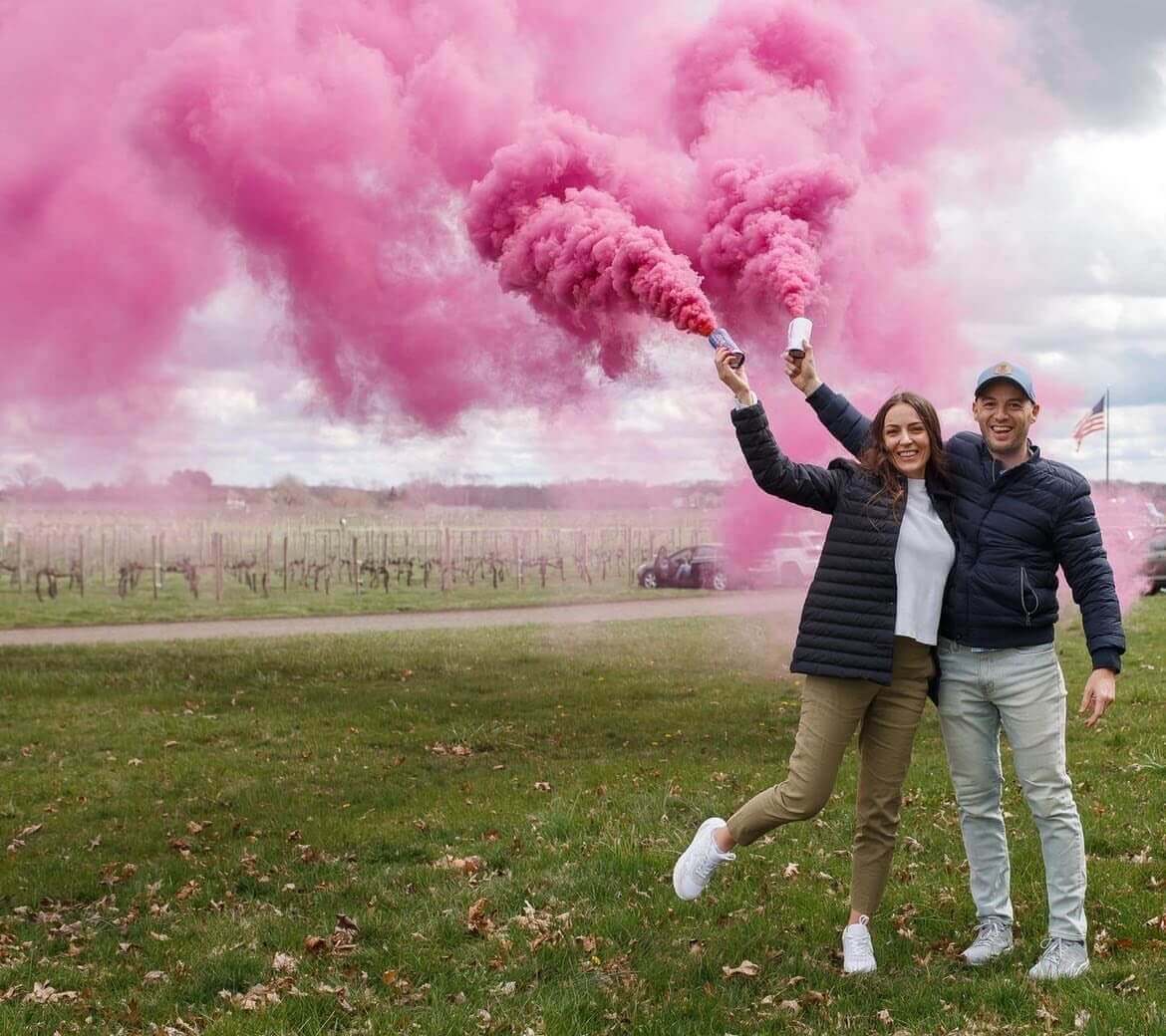 Fumigena Roz cu fitil Gender Reveal
